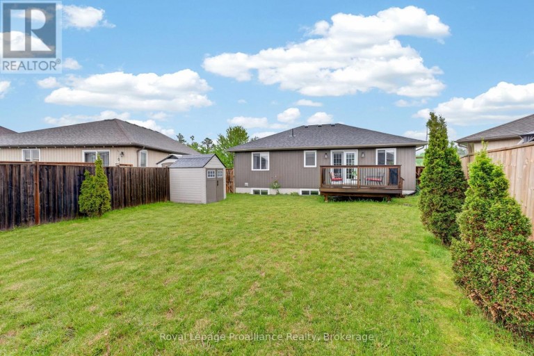 32 ASPEN DRIVE, Quinte West (Murray Ward), Ontario, K8V0E2