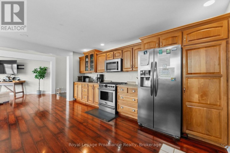 137 LAKESHORE DRIVE, Madawaska Valley, Ontario, K0J1B0