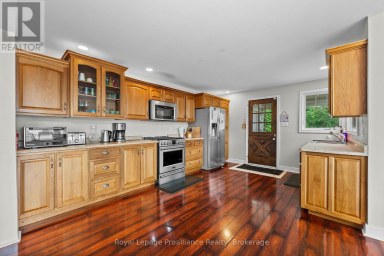 137 LAKESHORE DRIVE Madawaska Valley Ontario photo 16
