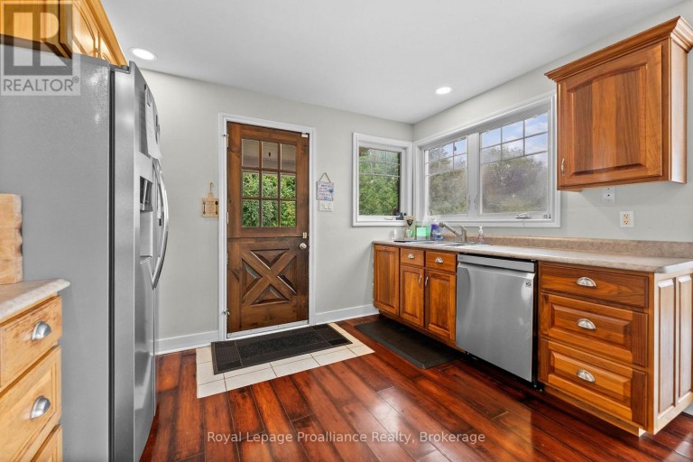 137 LAKESHORE DRIVE, Madawaska Valley, Ontario, K0J1B0