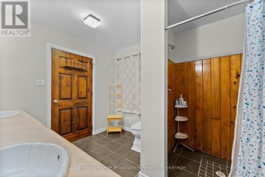 137 LAKESHORE DRIVE Madawaska Valley Ontario photo 28