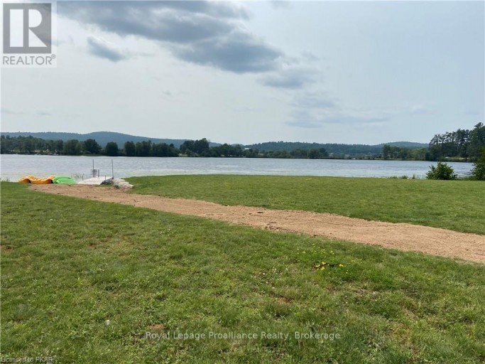 137 LAKESHORE DRIVE, Madawaska Valley, Ontario, K0J1B0