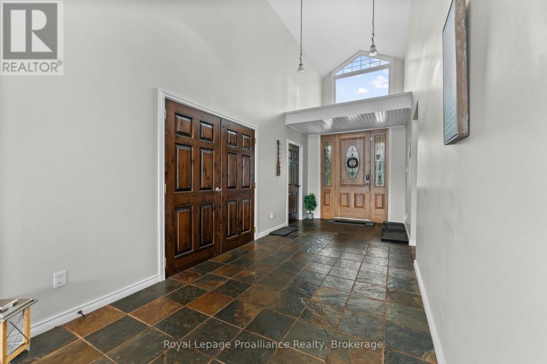 137 LAKESHORE DRIVE, Madawaska Valley, Ontario, K0J1B0