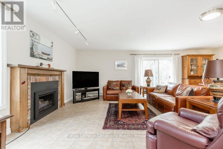 112 ESCARPMENT CRESCENT, Collingwood, Ontario, L9Y5B4