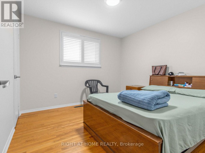 346 LORINDALE DRIVE, Oshawa (Donevan), Ontario, L1H6X4