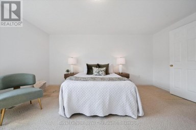 811 EDINBURGH ROAD S Guelph (Kortright West) Ontario photo 31