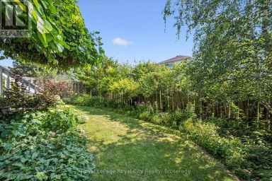 811 EDINBURGH ROAD S Guelph (Kortright West) Ontario photo 38