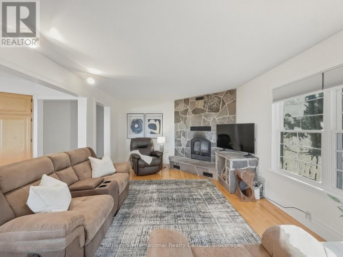 47 VERA STREET, Meaford, Ontario, N4L1B2