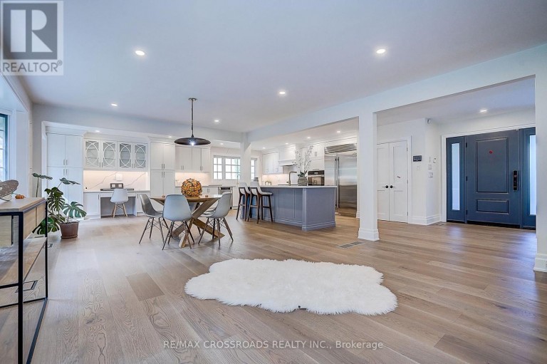 55 FOREST GROVE DRIVE, Toronto (Bayview Village), Ontario, M2K1Z4