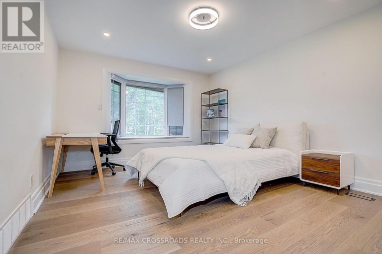55 FOREST GROVE DRIVE, Toronto (Bayview Village), Ontario, M2K1Z4