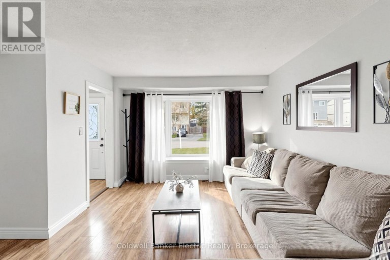 900 SOUTHRIDGE STREET, Oshawa (Donevan), Ontario, L1H8A5