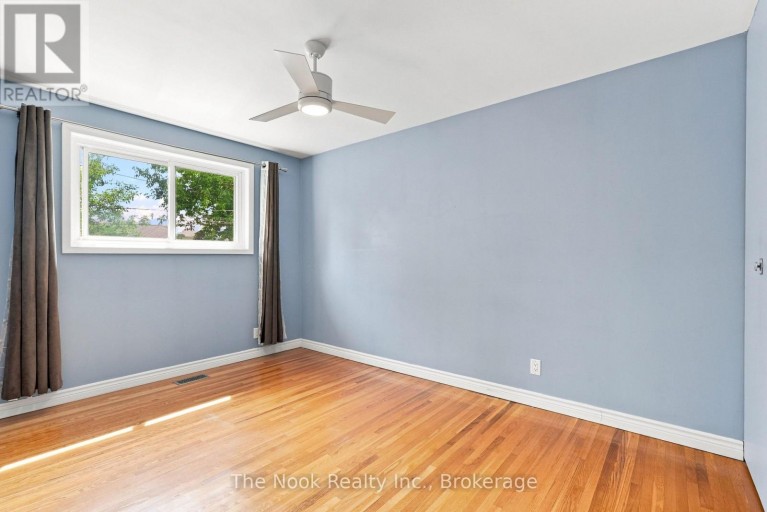MAIN FLOOR - 1469 DRAVA STREET, Pickering (Bay Ridges), Ontario, L1W1K2