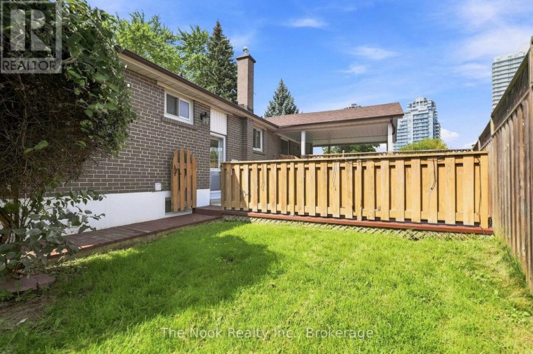MAIN FLOOR - 1469 DRAVA STREET, Pickering (Bay Ridges), Ontario, L1W1K2