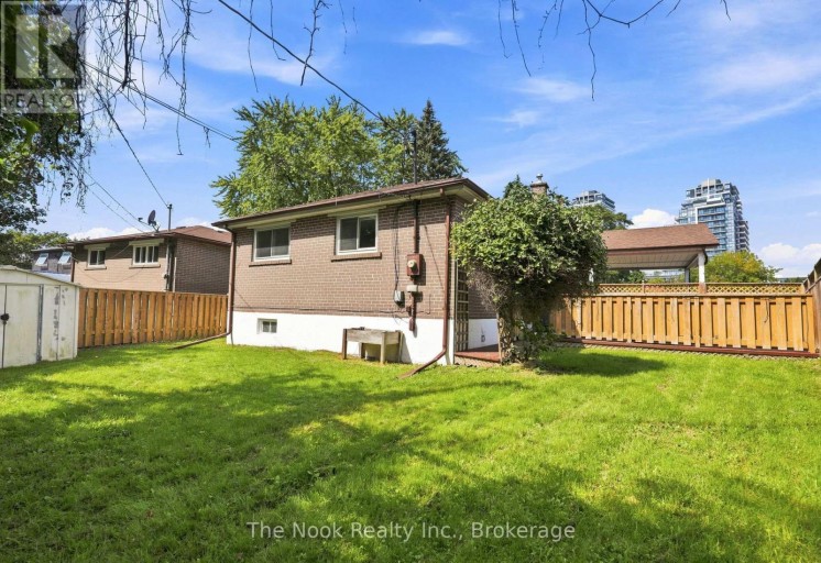 MAIN FLOOR - 1469 DRAVA STREET, Pickering (Bay Ridges), Ontario, L1W1K2