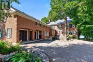 110 LAKESHORE BOULEVARD, Kingston (City SouthWest), Ontario