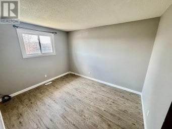 356 OWENS CRESCENT Kingston (East Gardiners Rd) Ontario photo 13