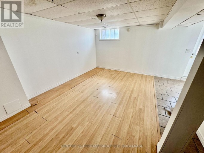 356 OWENS CRESCENT, Kingston (East Gardiners Rd), Ontario, K7M8H8