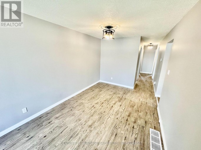 356 OWENS CRESCENT, Kingston (East Gardiners Rd), Ontario, K7M8H8