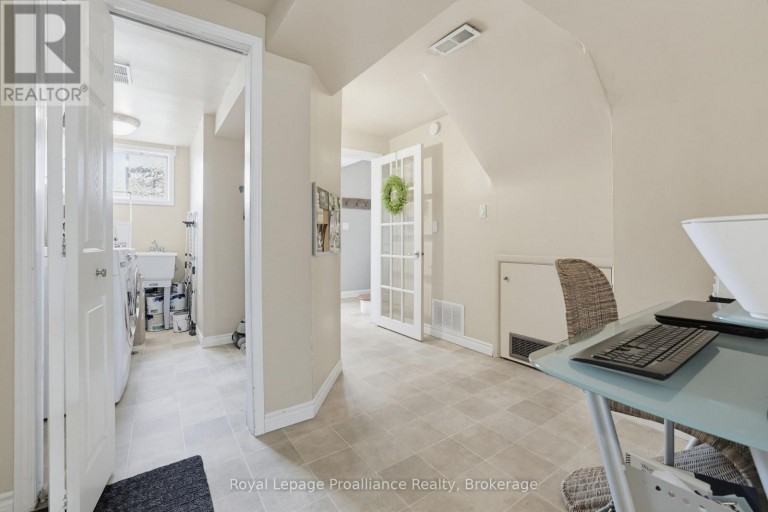 28 LINTON PARK ROAD, Belleville (Belleville Ward), Ontario, K8N4K9