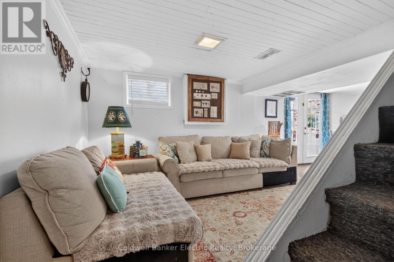 603 LUDGATE STREET, Peterborough (Ashburnham Ward 4), Ontario, K9H2B9