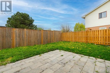 2008 ROYAL CRESCENT London East (East I) Ontario photo 7