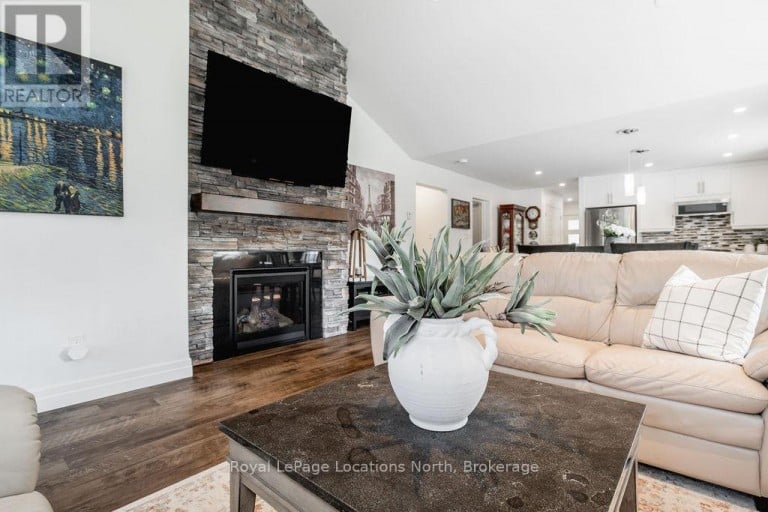 43 NAPIER STREET W, Blue Mountains, Ontario, N0H2P0