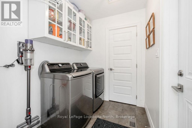 43 NAPIER STREET W, Blue Mountains, Ontario, N0H2P0