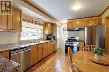 58 UNION STREET Meaford Ontario photo 11