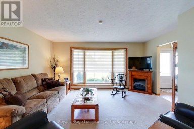 58 UNION STREET Meaford Ontario photo 7
