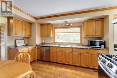 58 UNION STREET Meaford Ontario photo 9
