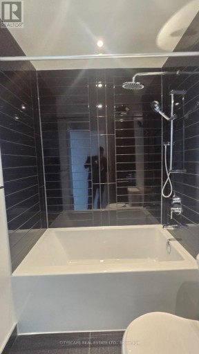 2402 - 448 BURNHAMTHORPE ROAD W, Mississauga (City Centre), Ontario, L5B0R4