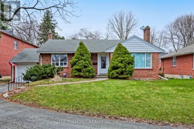 4670 DUNDAS STREET W Toronto (Edenbridge-Humber Valley) Ontario photo 1