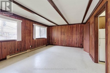 4670 DUNDAS STREET W Toronto (Edenbridge-Humber Valley) Ontario photo 12