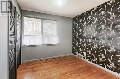 4670 DUNDAS STREET W Toronto (Edenbridge-Humber Valley) Ontario photo 18