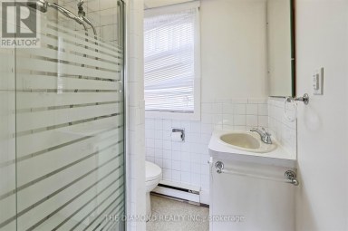 4670 DUNDAS STREET W Toronto (Edenbridge-Humber Valley) Ontario photo 21