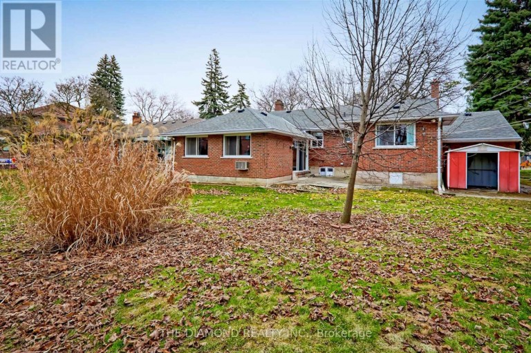 4670 DUNDAS STREET W, Toronto (Edenbridge-Humber Valley), Ontario, M9A1A6