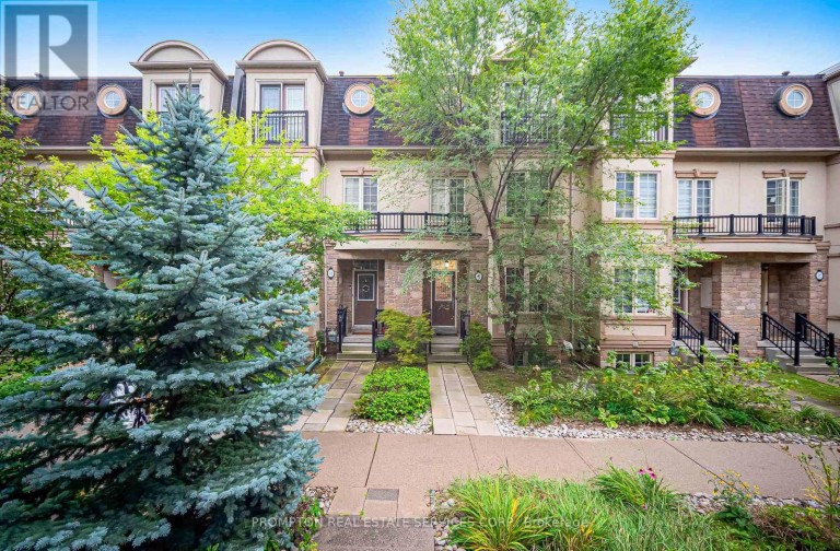 13 FLOOK LANE, Toronto (Willowdale West), Ontario, M2R3Y5