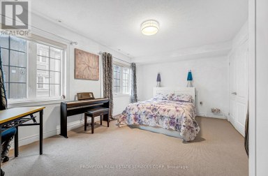 13 FLOOK LANE Toronto (Willowdale West) Ontario photo 26