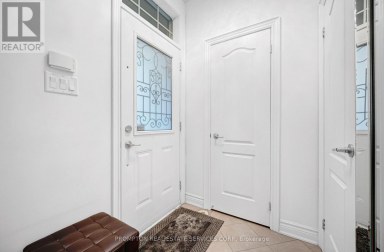 13 FLOOK LANE Toronto (Willowdale West) Ontario photo 31