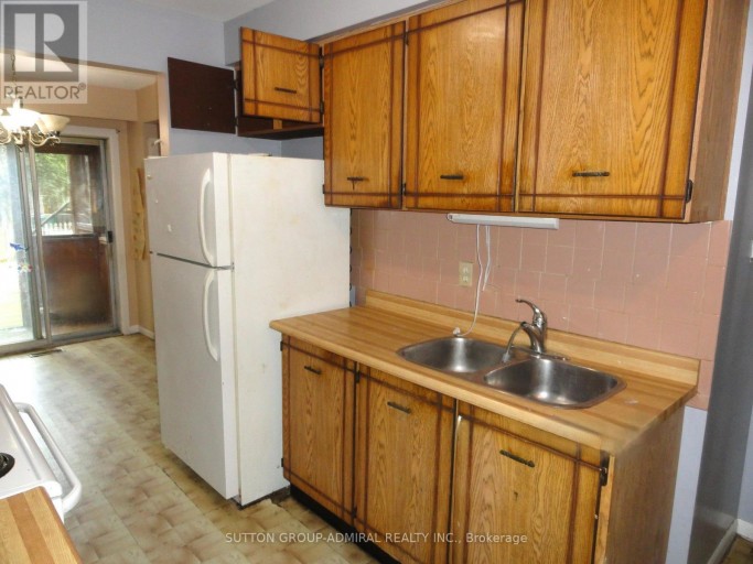 228 ROYAL SALISBURY WAY, Brampton (Madoc), Ontario, L6V3J9