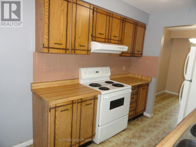 228 ROYAL SALISBURY WAY, Brampton (Madoc), Ontario, L6V3J9