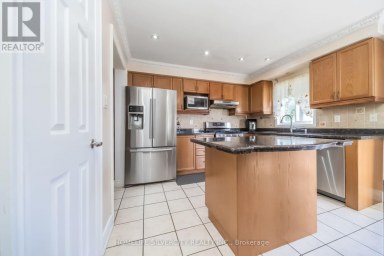 30 FAIRHILL AVENUE Brampton (Fletcher's Meadow) Ontario photo 12