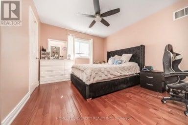 30 FAIRHILL AVENUE Brampton (Fletcher's Meadow) Ontario photo 23