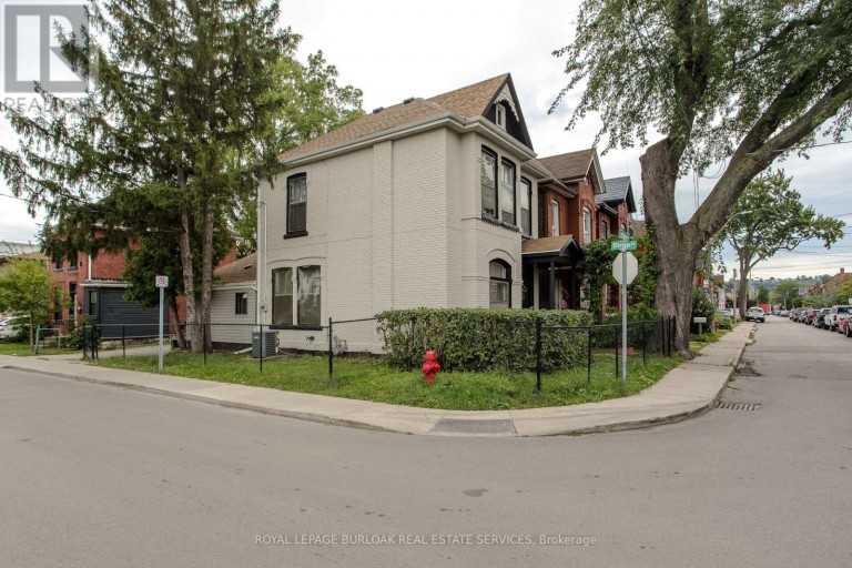 86 WILLIAM STREET, Hamilton (Beasley), Ontario, L8L5T7