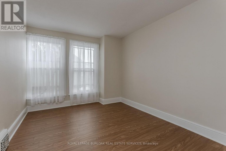86 WILLIAM STREET, Hamilton (Beasley), Ontario, L8L5T7