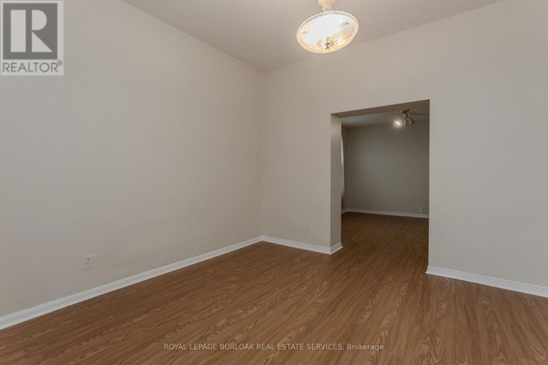 86 WILLIAM STREET, Hamilton (Beasley), Ontario, L8L5T7