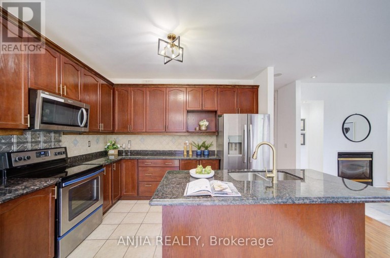 173 RUSSELL JARVIS DRIVE, Markham (Legacy), Ontario, L3S4L3