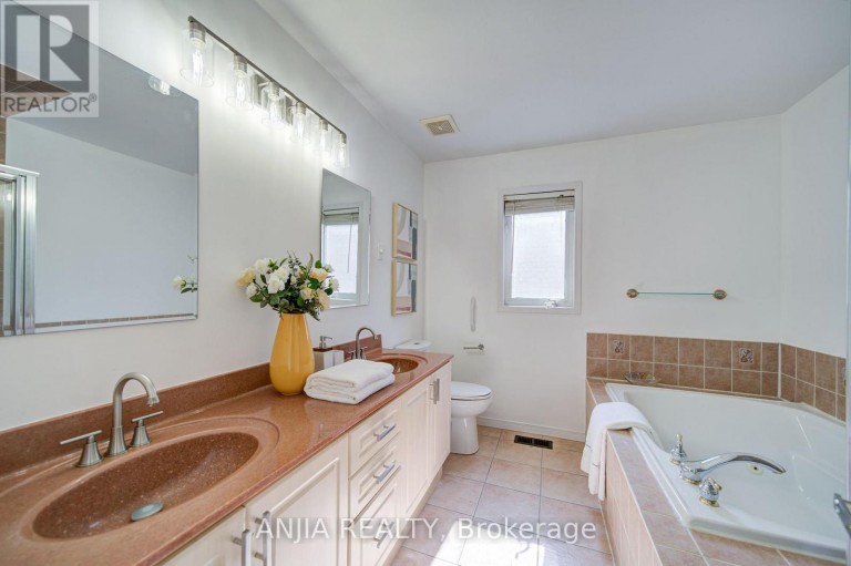 173 RUSSELL JARVIS DRIVE, Markham (Legacy), Ontario, L3S4L3