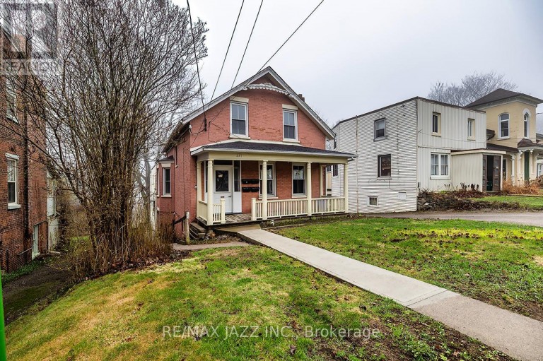221 WALTON STREET, Port Hope, Ontario, L1A1P1