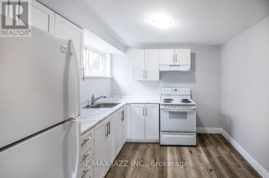 221 WALTON STREET Port Hope Ontario photo 36